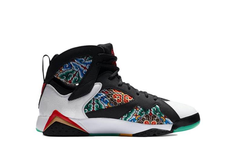 Air Jordan 7 Retro 祥龙紫禁籃球鞋黑白红- Air Jordan台灣官方網站